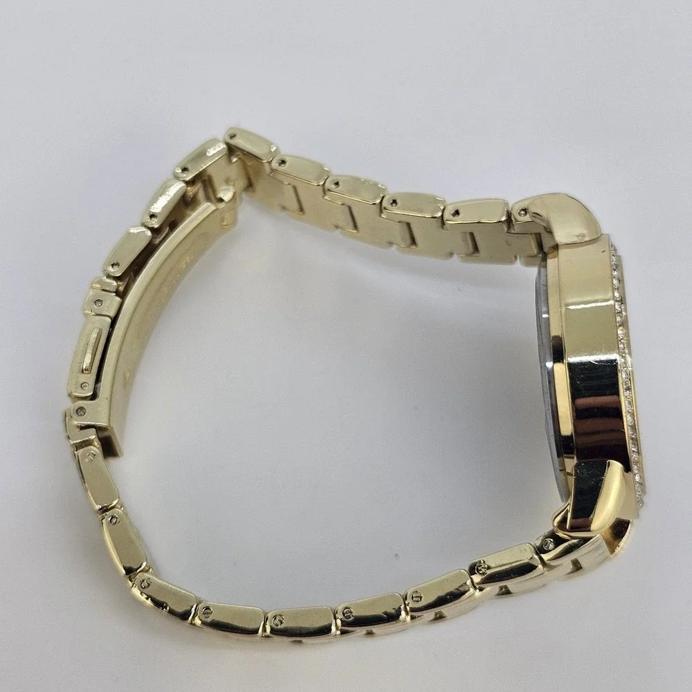 32MM Women's Watch Gold Dial Crystal Bezel Gold Bracelet Band New Battery‎